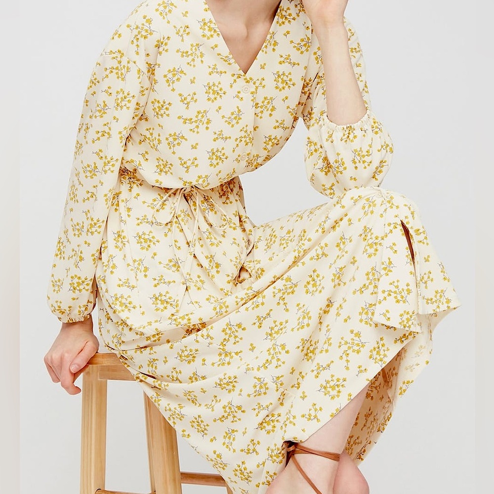 UNIQLO Floral Crepe Long-Sleeved Maxi Dress